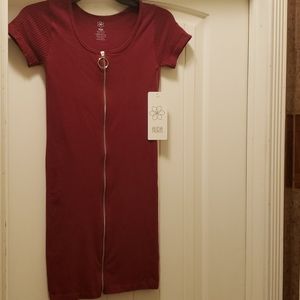 Burgundy Scoop Neck Mid-thigh Dress